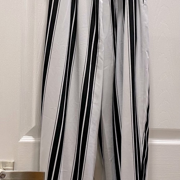 Express Strapless Jumpsuit in B&W Stripes - Picture 4 of 6